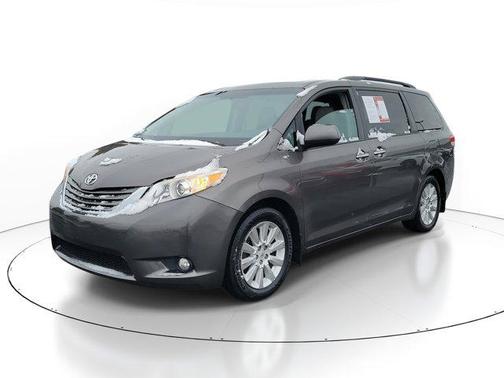 2012 Toyota Sienna XLE