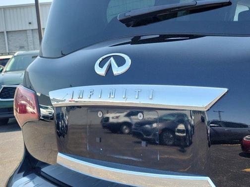 2017 INFINITI QX80 Base