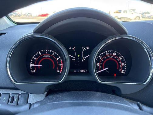 2013 Toyota Highlander SE