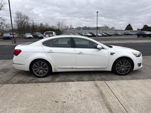 2016 Kia Cadenza Limited