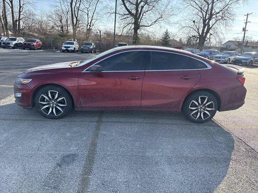 2022 Chevrolet Malibu FWD RS