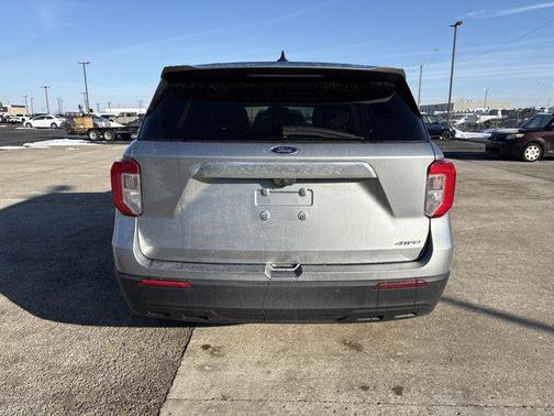 2022 Ford Explorer Base