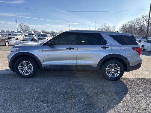 2022 Ford Explorer Base