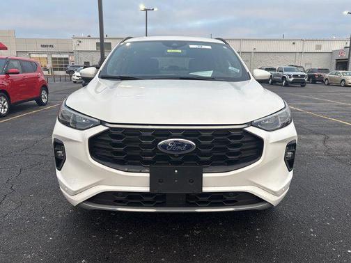 2023 Ford Escape ST-Line Elite