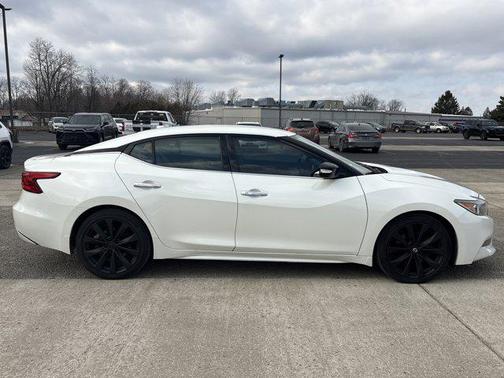 2017 Nissan Maxima 3.5 SR