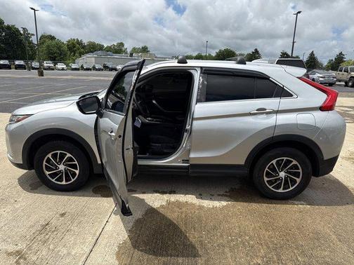 2020 Mitsubishi Eclipse Cross ES