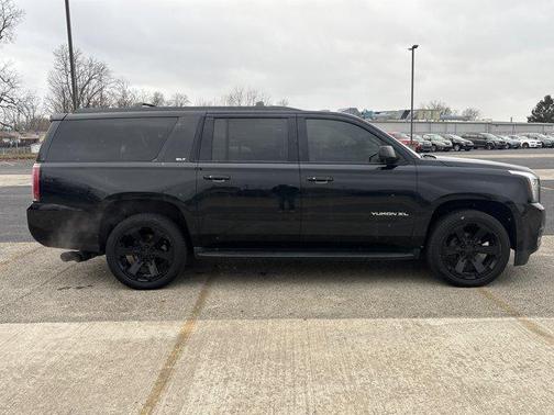 2019 GMC Yukon XL SLT