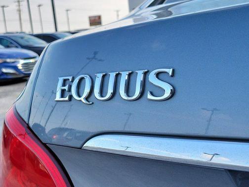 2016 Hyundai Equus Signature