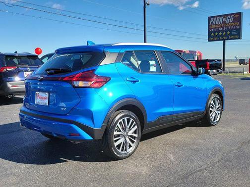 2024 Nissan Kicks SV