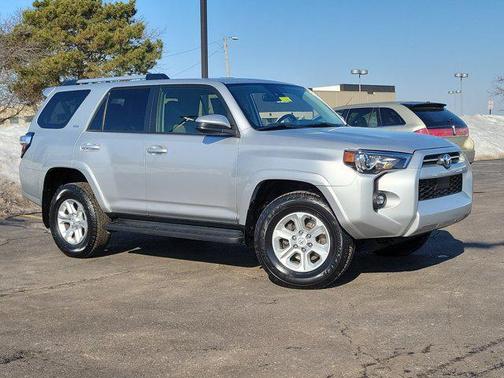2024 Toyota 4Runner SR5