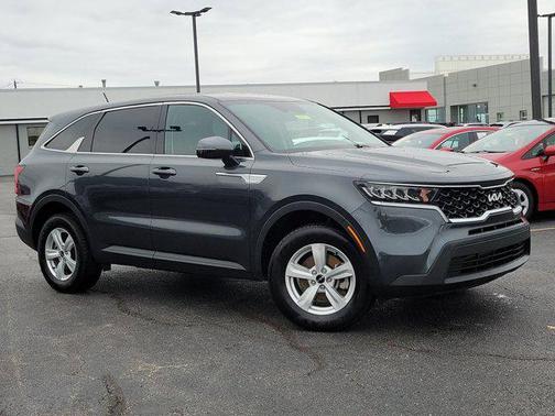 2023 Kia Sorento LX
