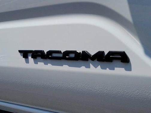 2025 Toyota Tacoma TRD PreRunner 4WD