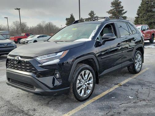 2023 Toyota RAV4 XLE Premium