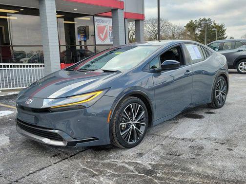 2024 Toyota Prius XLE