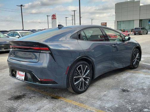 2024 Toyota Prius XLE