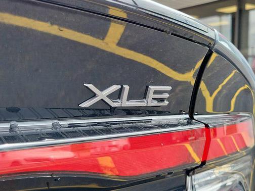 2024 Toyota Prius XLE