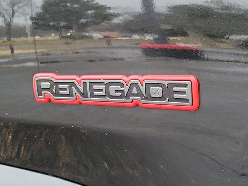 2023 Jeep Renegade Trailhawk