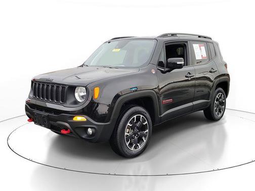2023 Jeep Renegade Trailhawk