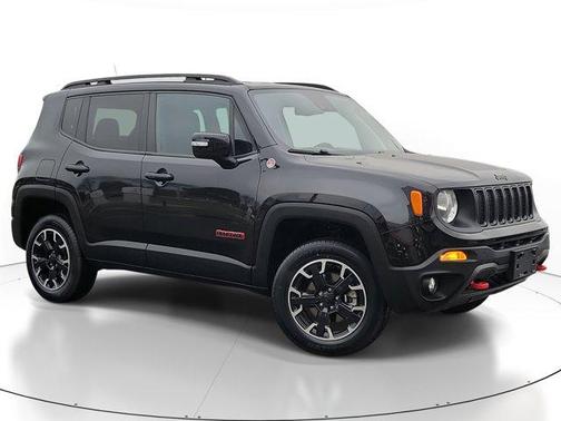 2023 Jeep Renegade Trailhawk