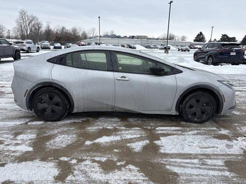 2024 Toyota Prius LE