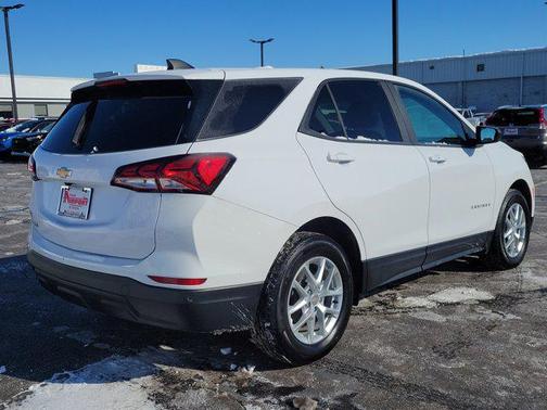 2024 Chevrolet Equinox LS