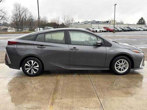 2018 Toyota Prius Prime Plus