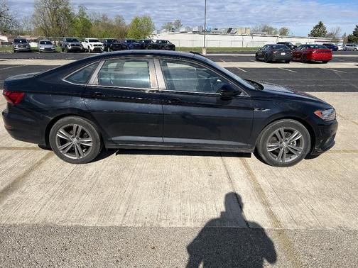 2021 Volkswagen Jetta 1.4T R-Line