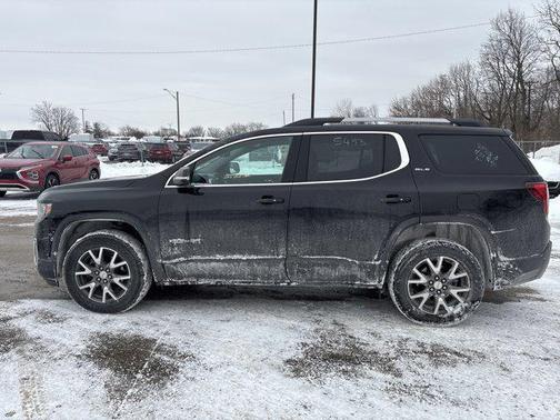 2023 GMC Acadia FWD SLE