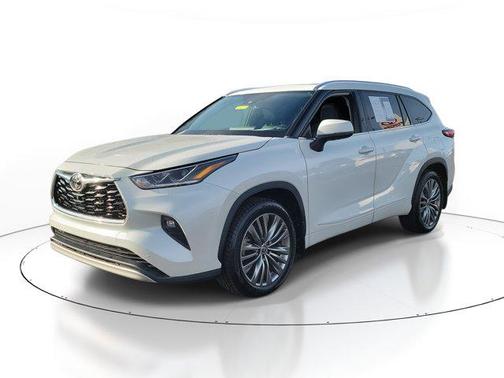 2021 Toyota Highlander Platinum