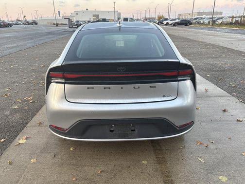 2025 Toyota Prius LE