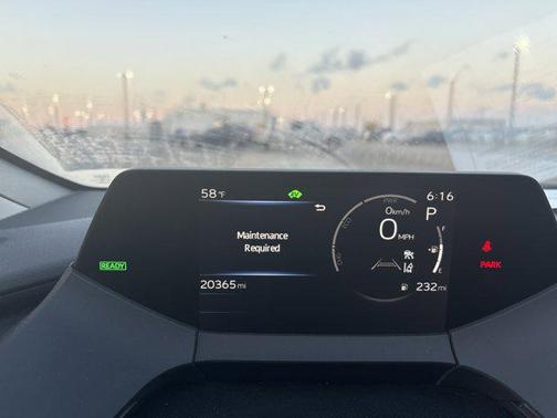 2025 Toyota Prius LE