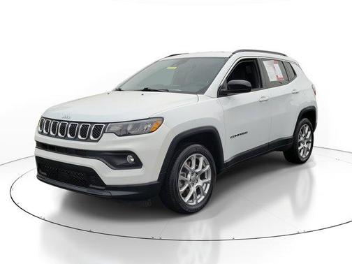 2023 Jeep Compass Latitude Lux