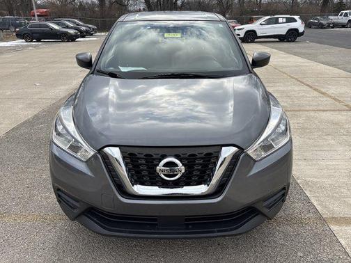 2020 Nissan Kicks S
