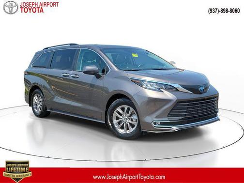 2023 Toyota Sienna XLE 7 Passenger