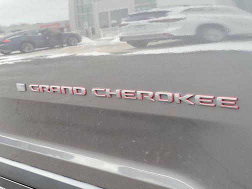 2022 Jeep Grand Cherokee Trailhawk