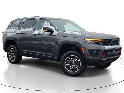2022 Jeep Grand Cherokee Trailhawk