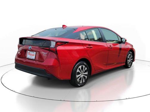 2022 Toyota Prius XLE