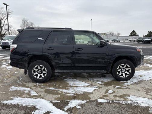 2024 Toyota 4Runner TRD Off Road