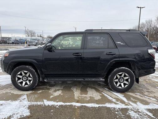 2024 Toyota 4Runner TRD Off Road