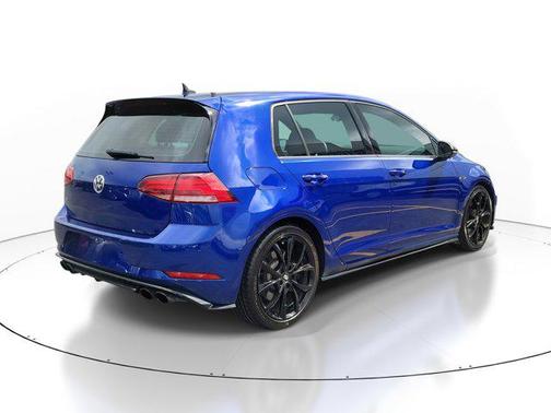 2018 Volkswagen Golf R 2.0T DSG
