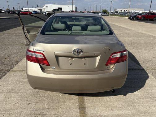 2009 Toyota Camry LE