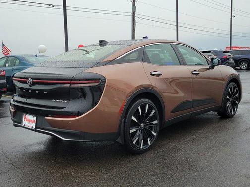 2023 Toyota Crown Platinum