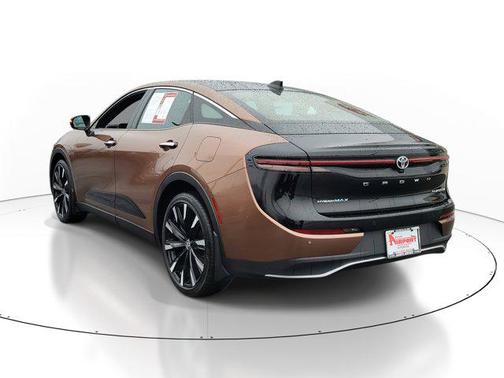 2023 Toyota Crown Platinum