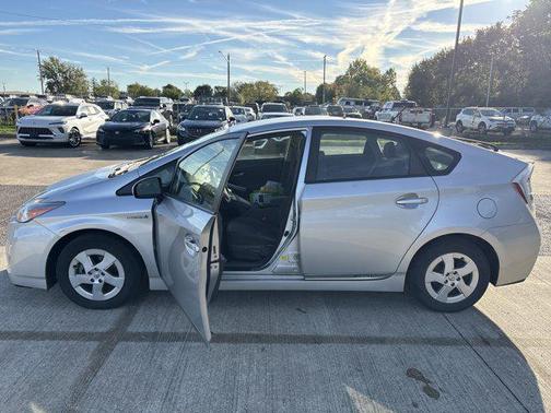 2011 Toyota Prius III