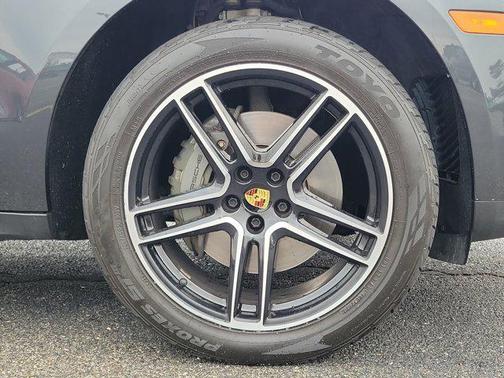 2020 Porsche Macan S