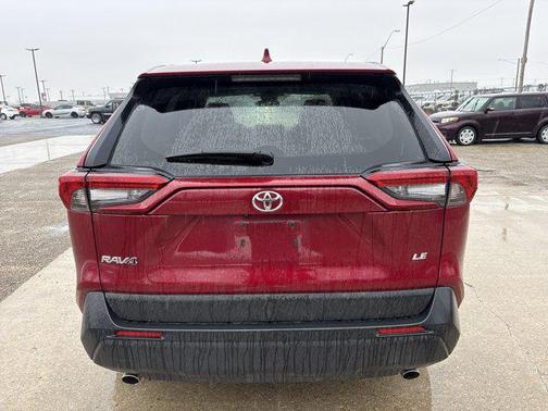 2025 Toyota RAV4 LE