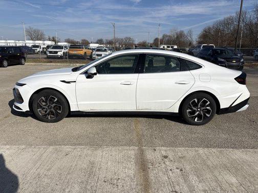 2025 Hyundai SONATA SEL