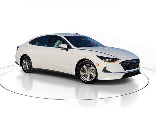 2023 Hyundai SONATA SE