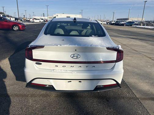 2023 Hyundai SONATA SE