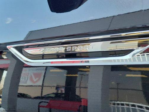 2023 Volkswagen Atlas Cross Sport 3.6L V6 SEL Premium R-Line